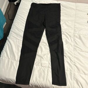 YELETE ACTIVE BLACK LEGGINGS